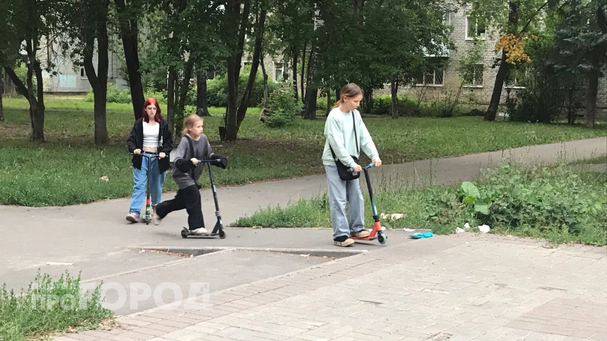 В Йошкар-Оле подростков начнут забирать в полицию за прогулки без родителей
