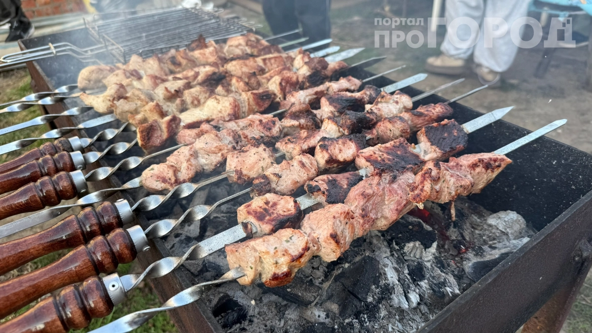 Майонез для шашлыка — ошибка века: дачники десятилетиями портят вкус мяса