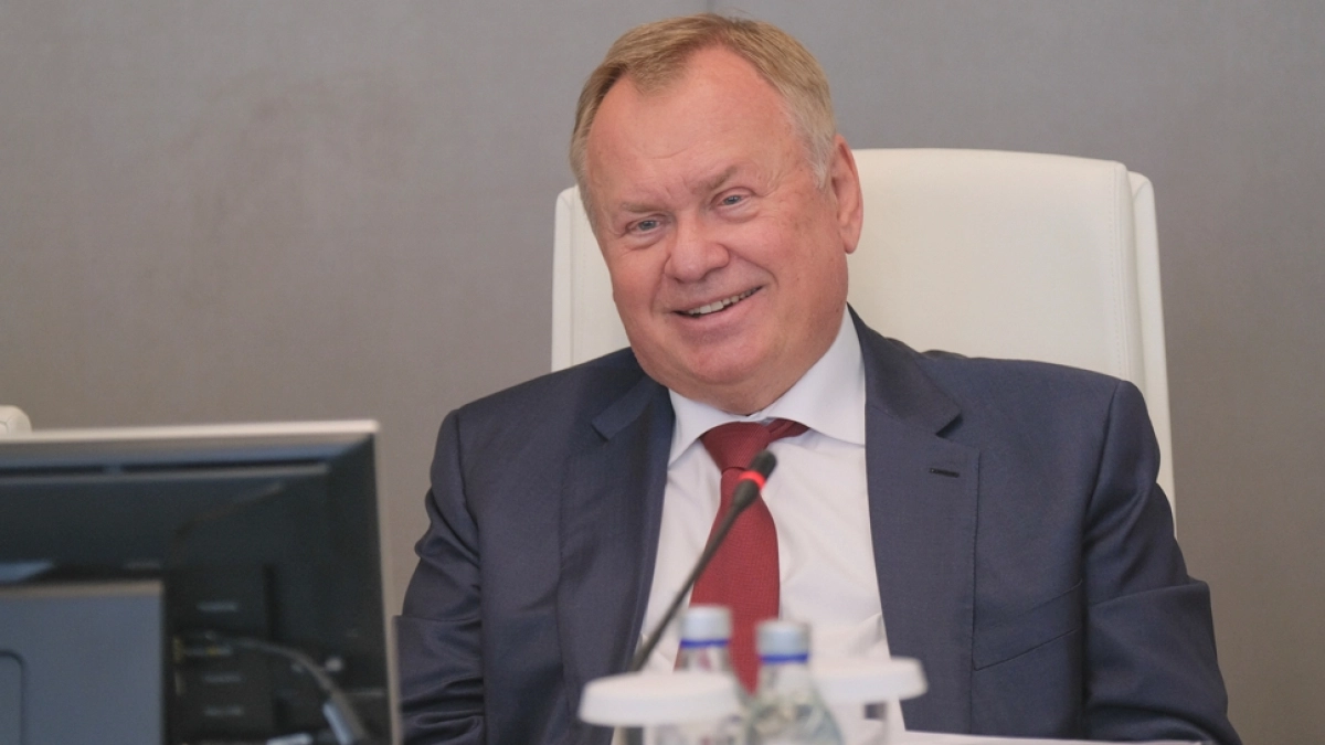 Глава ВТБ Андрей Костин рассказал, как лично протестировал оплату по QR-коду в Китае, купив апельсин​​​