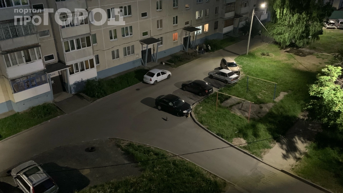 Проснулись — а колесо заблокировано: что делать, если на машине навесной замок — лайфхаки от опытных водителей