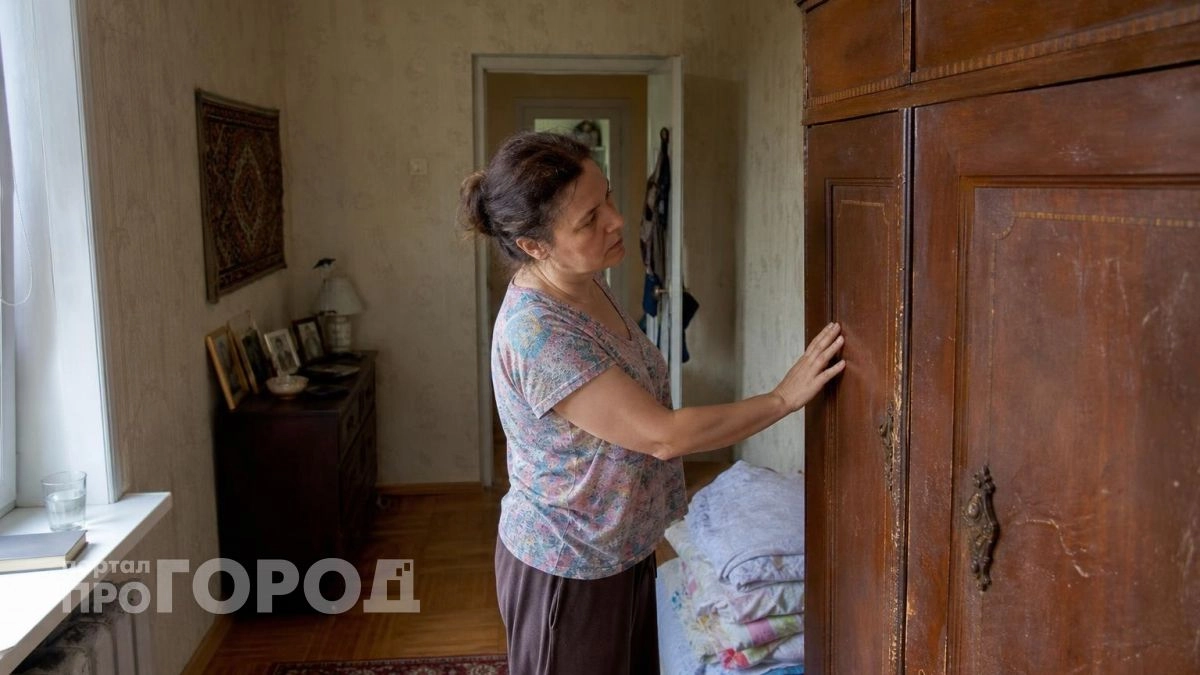 Старой мебели не место на даче: 5 идей, как превратить бабушкин шкаф в классный тренд