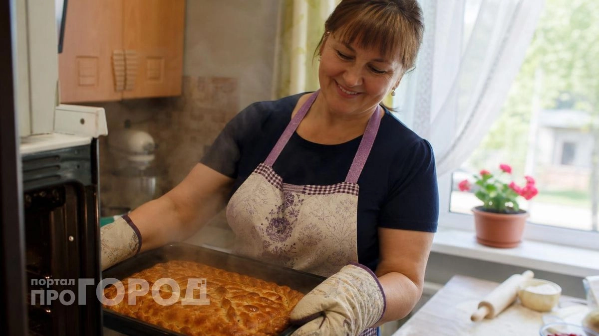 Секретный ингредиент в тесто, который есть на каждой кухне: пироги не проваливаются, а блины пышные и нежные