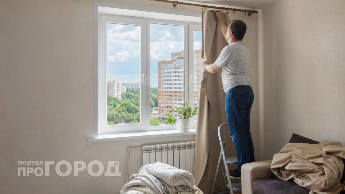 Шторы на окнах - прошлый век: чем их заменяют в современных интерьерах в 2026-м