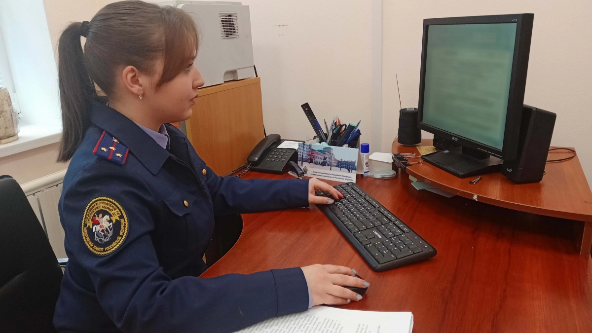 Жительница Йошкар-Олы ударила полицейского ремнём по ноге и животу