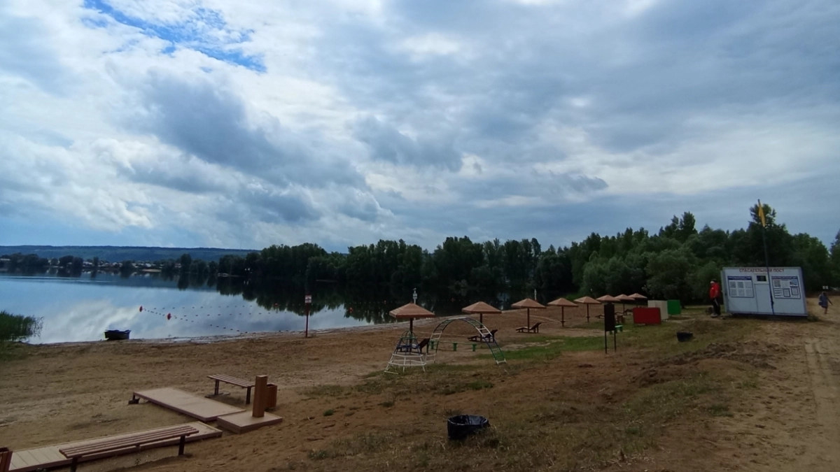 В Волжске наконец разрешили купаться на городском пляже