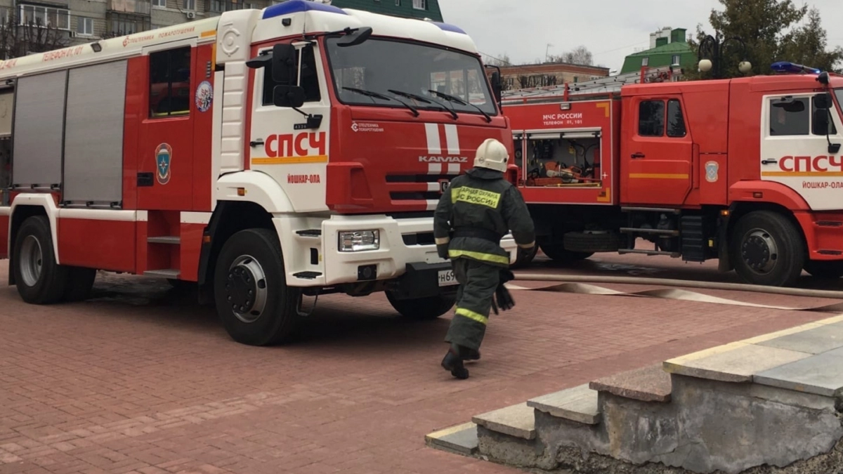 22 июня машины МЧС России съедутся в Йошкар-Оле к магазину “Мегастрой”