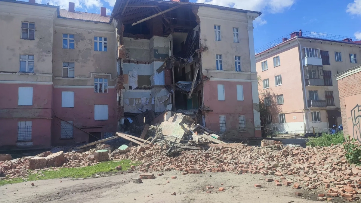 Обвалившуюся в Йошкар-Оле общагу собирались продать с молотка