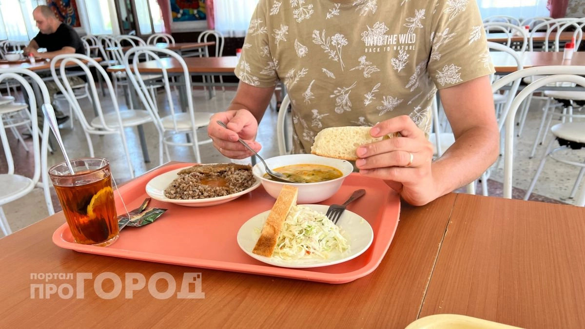 Вы всю жизнь делали неправильно: для чего нужны бирки на чайных пакетиках