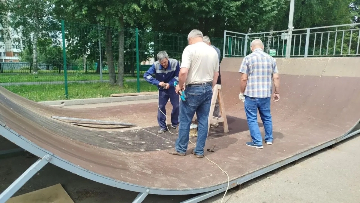 Площадку для скейтеров и самокатчиков отремонтировали в Йошкар-Оле