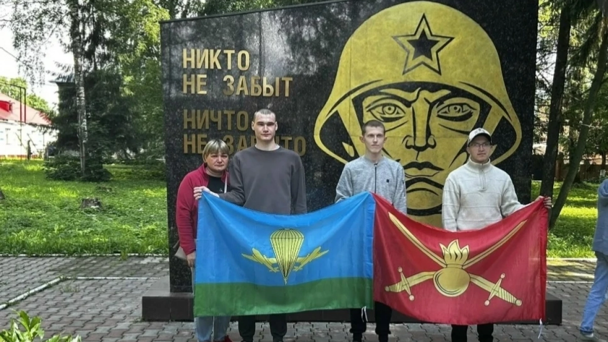 В Советском районе Марий Эл призывников проводили в армию: “Парни вернутся с крепким характером” 