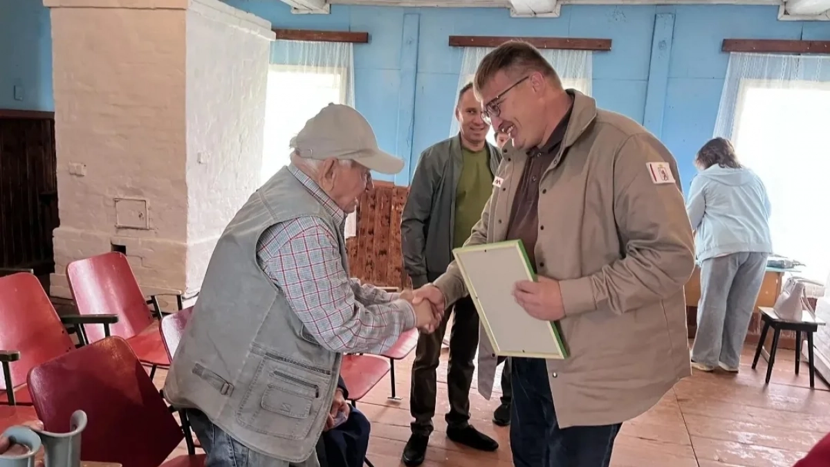 Ветерану агропромышленного комплекса Арсентию Чернобахтову исполнилось 90-лет: “Заготавливал до 5000 тонн силоса и сенажа”