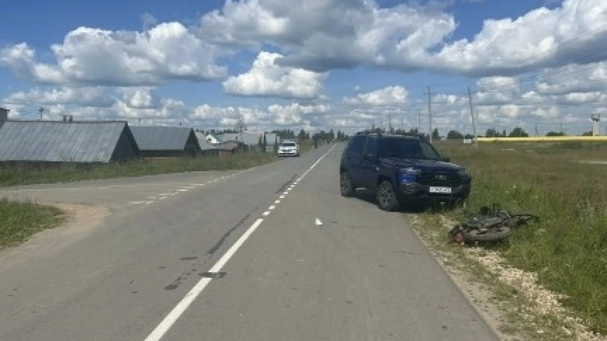 Подросток без прав на мопеде протаранил Ниву в Советском районе