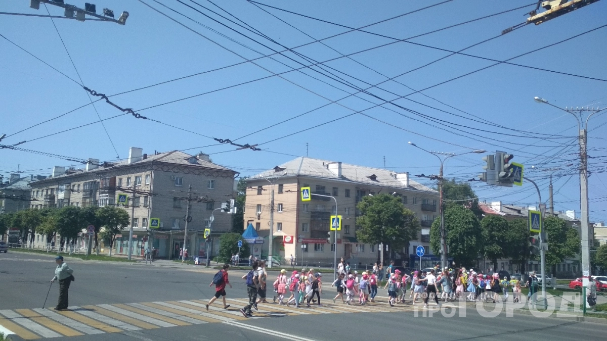 Верховный Суд отменил старое решение: пешеходов на зебре сейчас нужно пропускать совсем иначе - вот почему