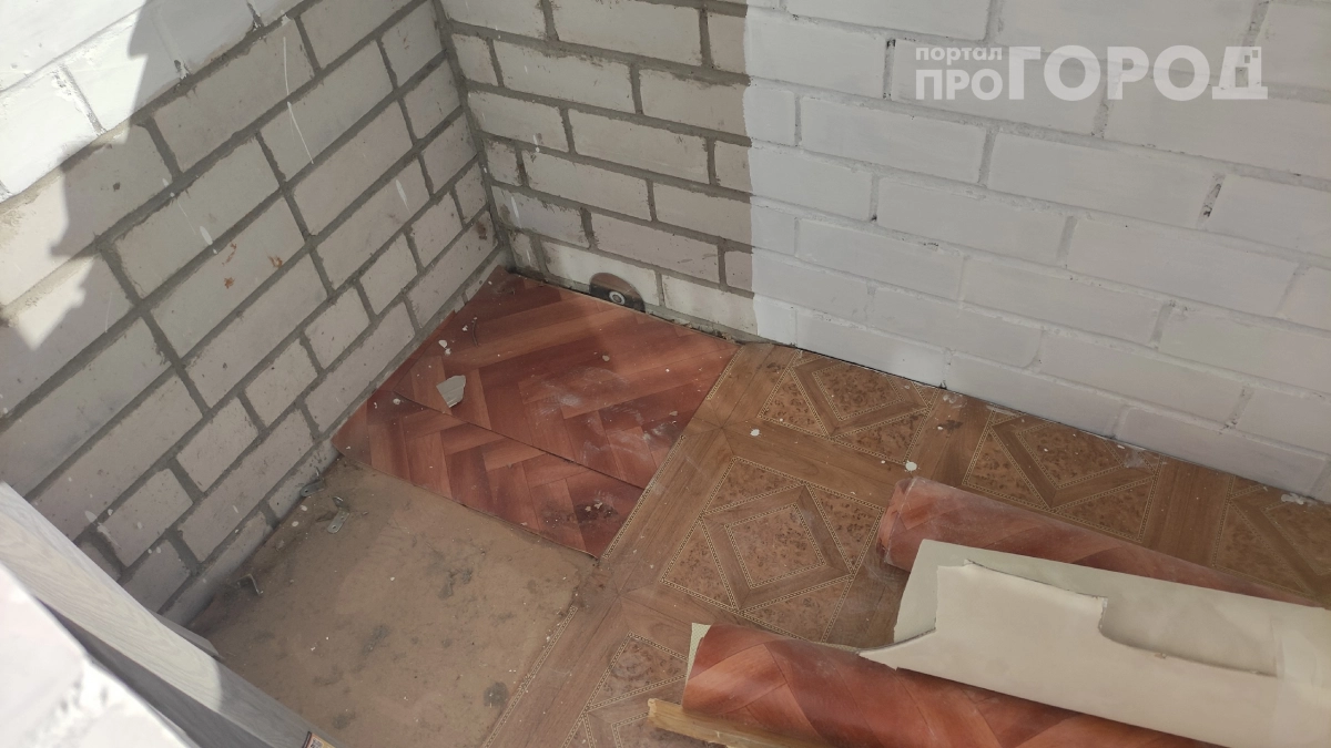 Обхожу керамическую плитку стороной: такой материал оказался в разы практичнее — и вот почему