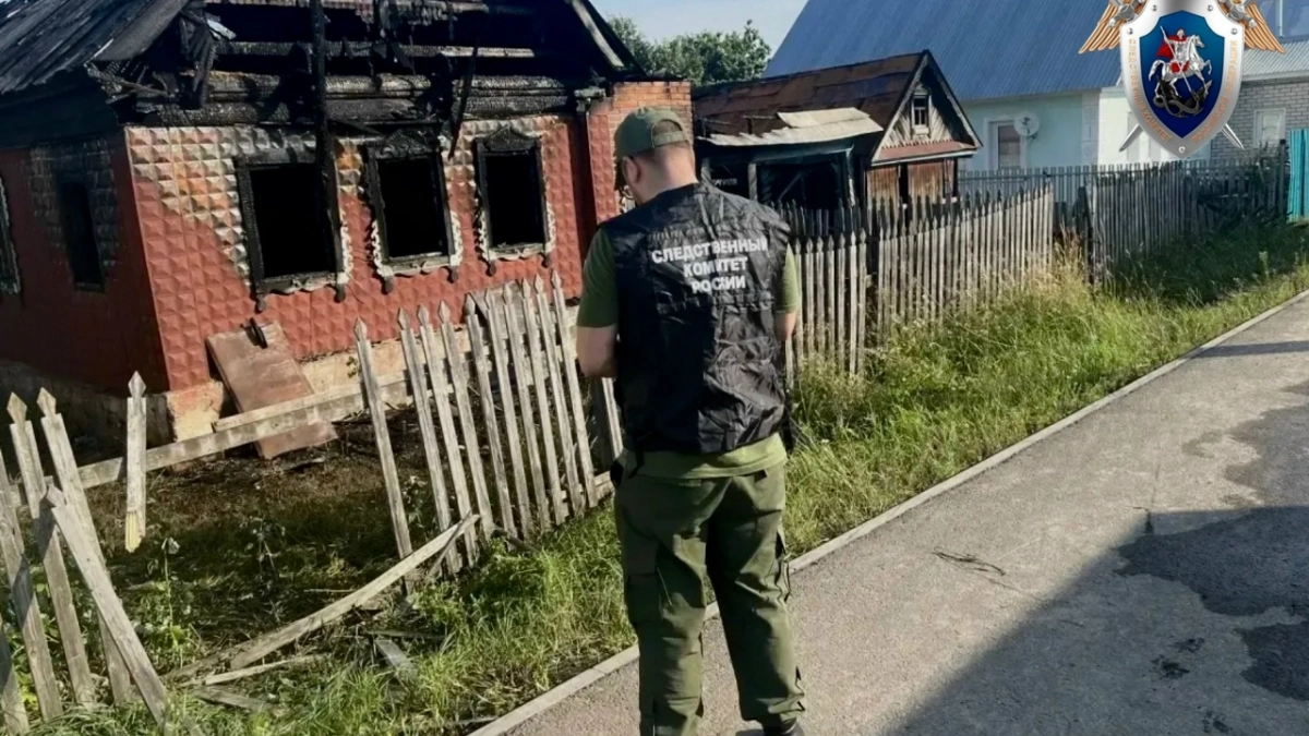 Тело мужчины нашли в сгоревшем доме в Волжске