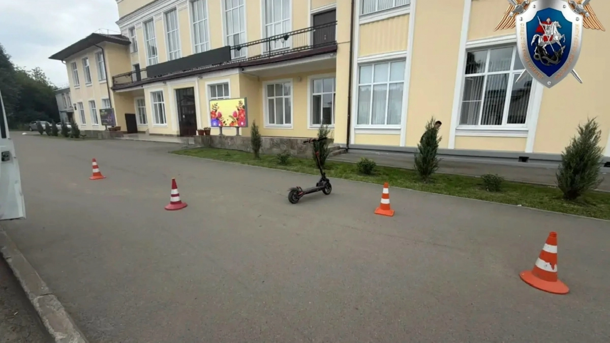 12-летний ребенок на электросамокате сбил 10-летнего мальчика в Волжске