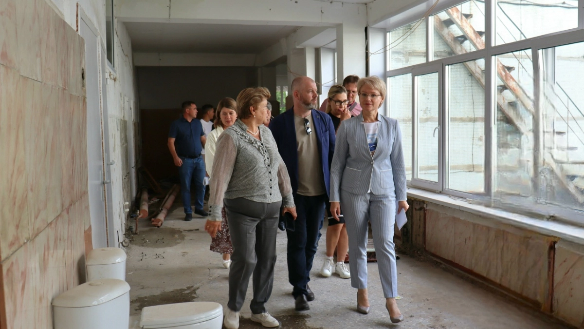 Школьная реновация, дорожные работы и криминальные сводки: главные новости за 31 июля