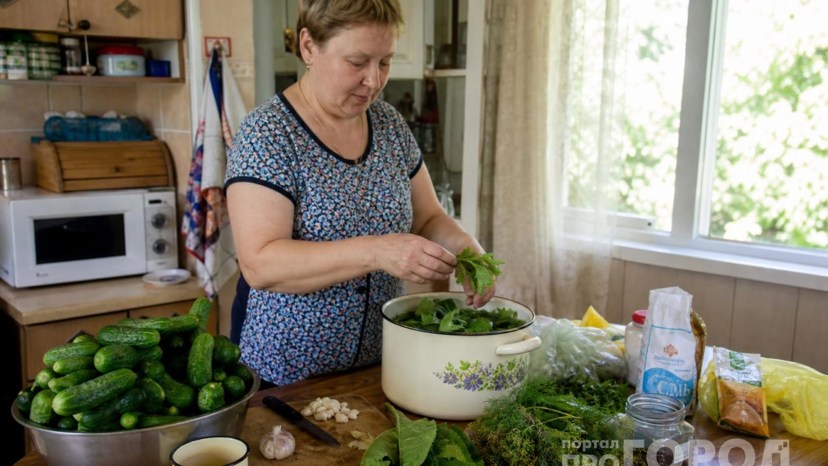 Огурцы «Боярский хруст» кручу по 30 банок: открываю зимой — рассол чистый, огурчики звонкие