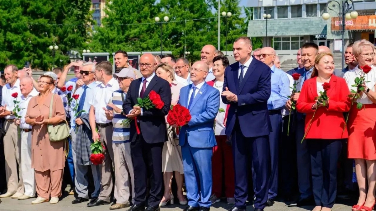 Новый памятник открыли в центре Йошкар-Олы