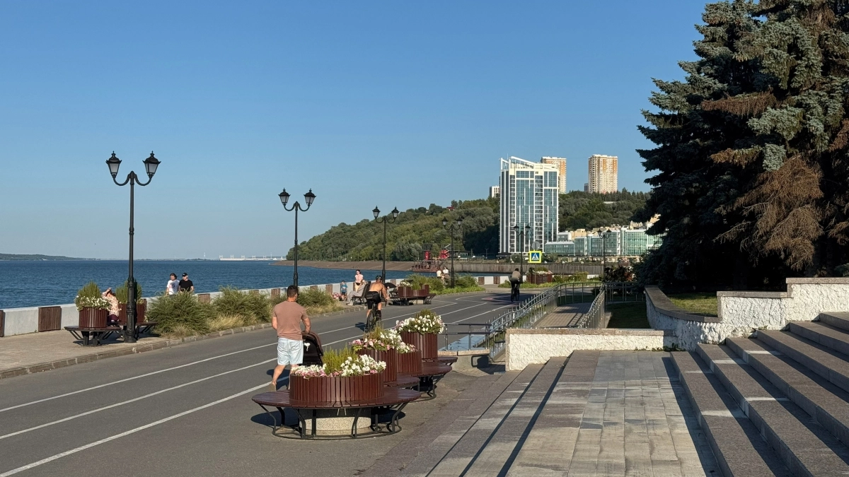 Россияне переезжают в малые города: 3 места, где недвижимость растет в цене, а жизнь стала лучше