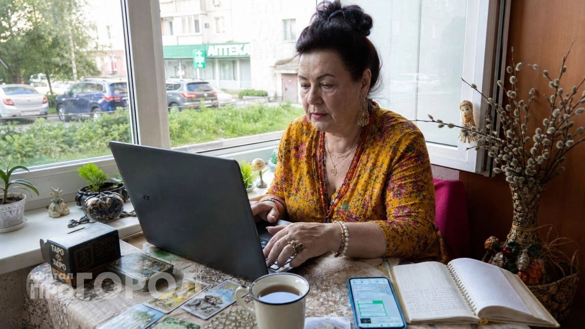 Йошкаролинец заплатил сотни тысяч гадалке из интернета, чтобы она решила его проблемы с личной жизнью