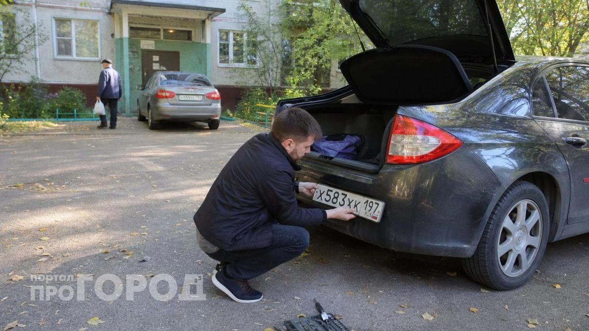 Прощайте, привычные номера: в Госдуме меняют ГОСТ — гаишник раскрыл, кому придется срочно бежать в МРЭО