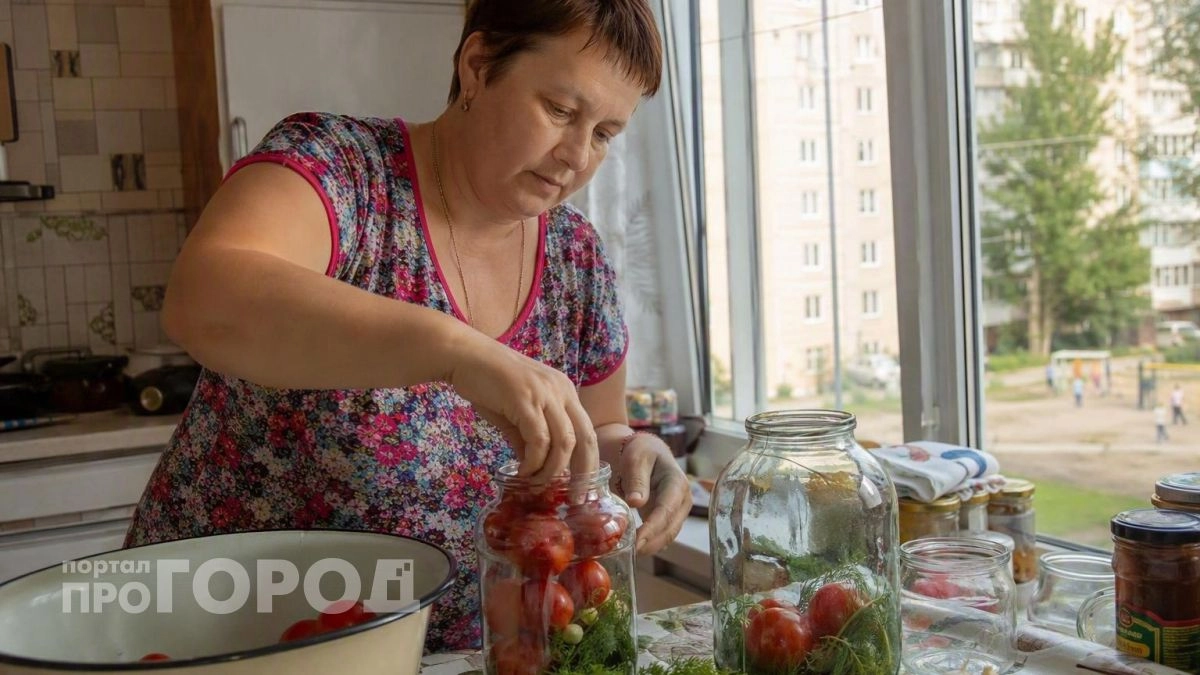Упругие и сладкие как мед: маринованные помидорки "Конфетка" - съедаются самыми первыми