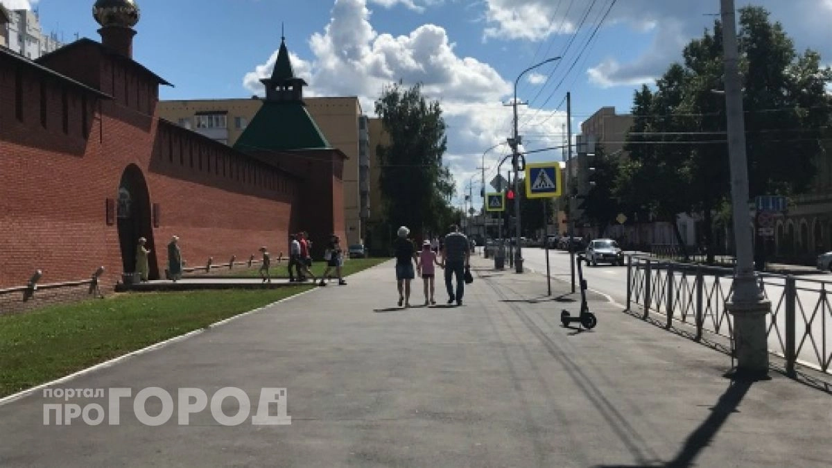 В Йошкар-Оле открывается вкусная ярмарка: мёд, ягоды и ремёсла в Кремле