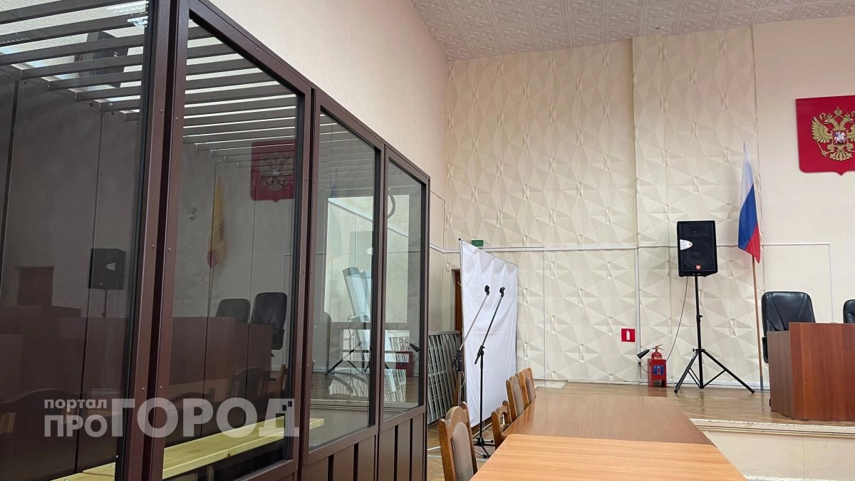 Директора одного из техникумов Йошкар-Олы поймали на том, что он не платил работнице за сверхурочные