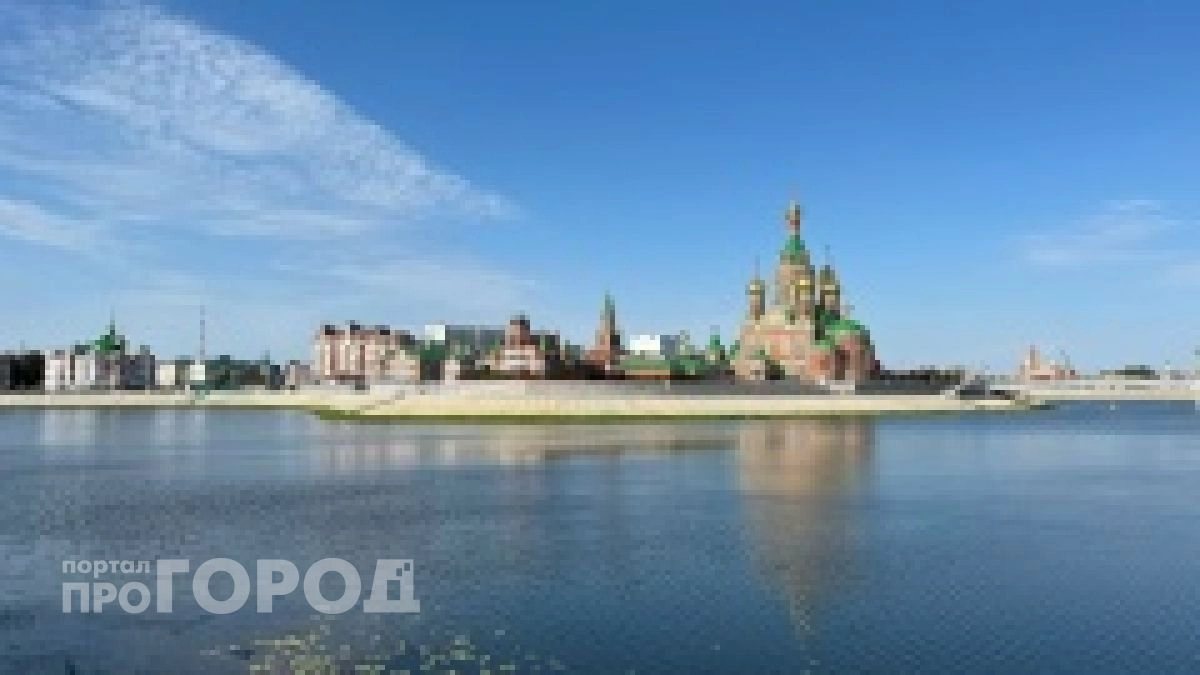 Триколор, забег и квест: 21 августа Йошкар-Ола отмечает День флага России
