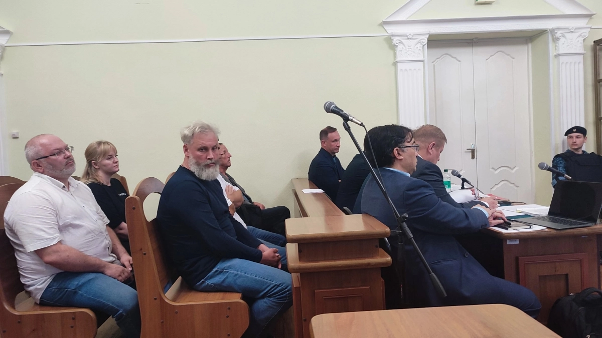 Судебные процессы, погодные изменения и дорожные происшествия: главные новости за 24 августа