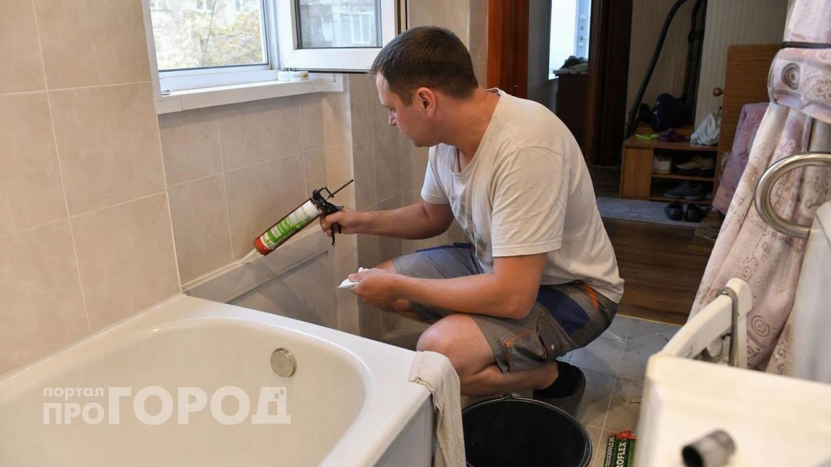 Никакого герметика: как заделать щели в ванной с помощью копеечного средства, которое есть в каждой аптечке
