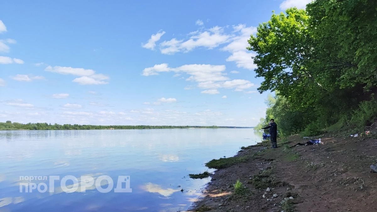 Труп мужчины достали вчера из Ветлуги в Юринском районе
