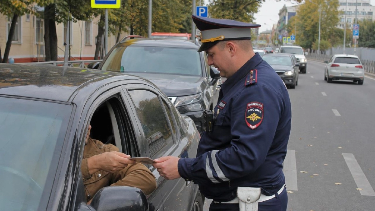 ГАИ штрафует водителей старше 40 лет: одна отметка в правах может обойтись в 15 тысяч