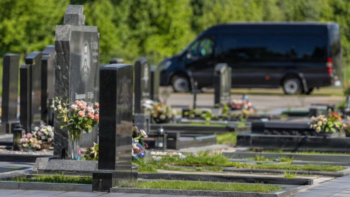 Не ходите на кладбище и не ссорьтесь: что категорически нельзя делать 30 августа — иначе беда постучится в дверь