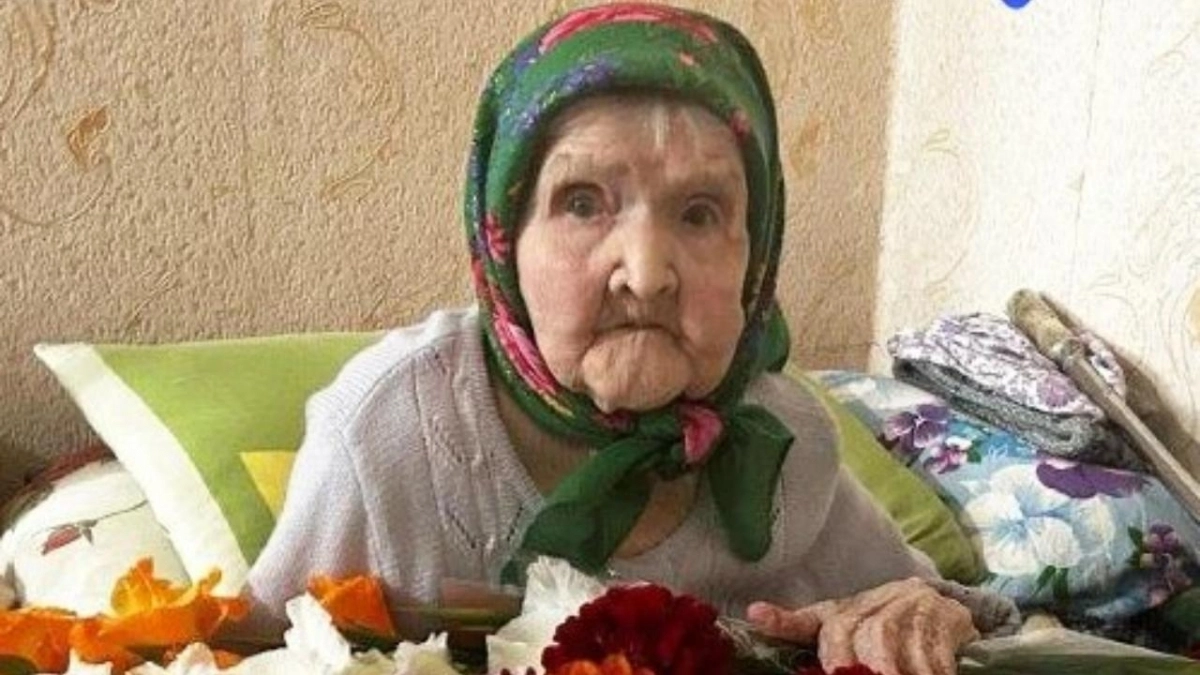 Жительница Килемарского округа получила поздравление президента со 100-летием