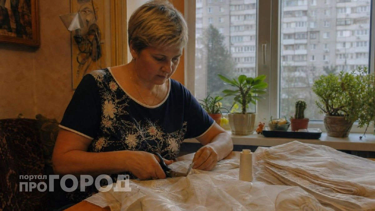 Старые занавески на даче — в дело: вот как из них сделать подвесное кресло, за которое соседи будут предлагать деньги