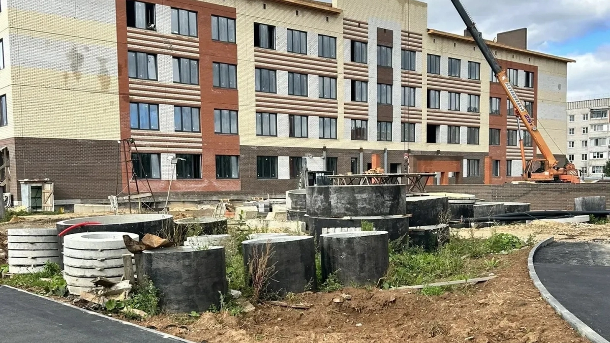 4 этажа новой школы построили в 9-м в Йошкар-Оле