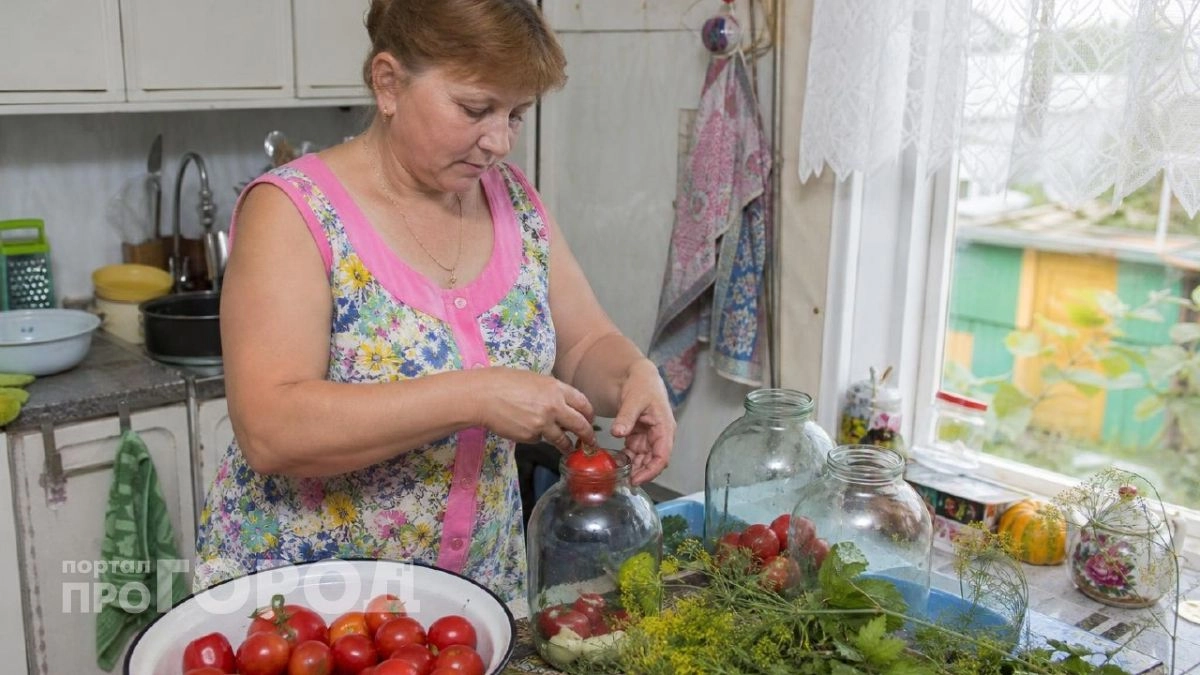 Помидоры по-японски: этот рецепт заставит забыть про магазинные соленья — делюсь пропорциями маринада