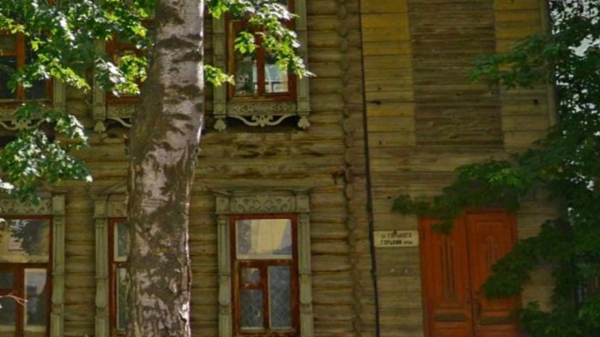 Рушащиеся памятники архитектуры в Йошкар-Оле хотят продавать за 1 рубль