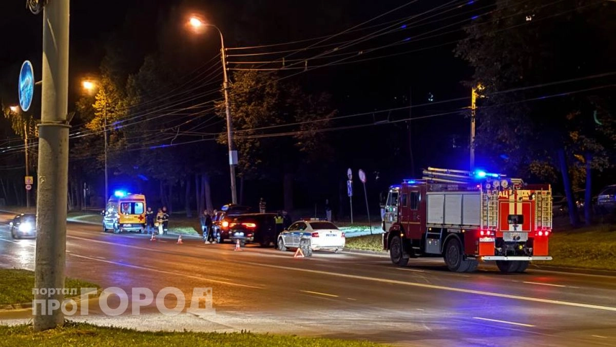 Женщина в Йошкар-Оле перебегала дорогу и попала под колеса джипа