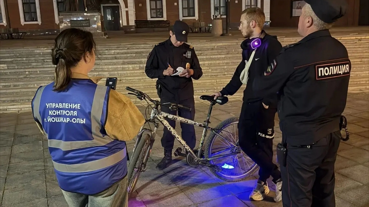 В Йошкар-Оле на набережной ловят «летящих» самокатчиков