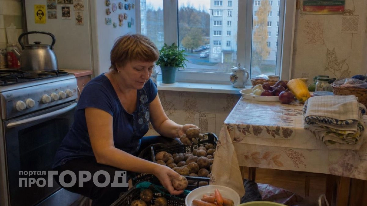 Не нужны ни погреб, ни лавровый лист: просто храню картофель этим способом прямо в квартире - до весны ни одного ростка