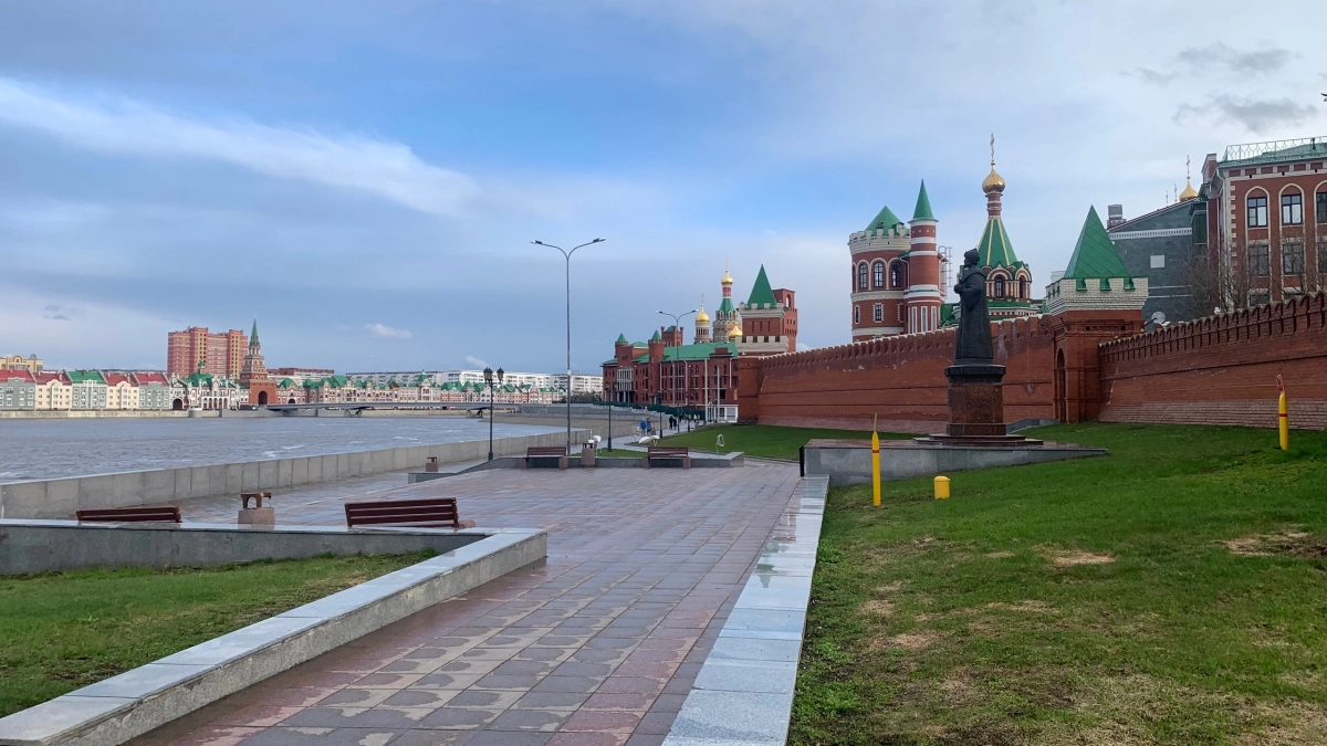 Падение инвестиций, ДТП с пострадавшими и выдворение мигрантов: главные новости за 7 сентября