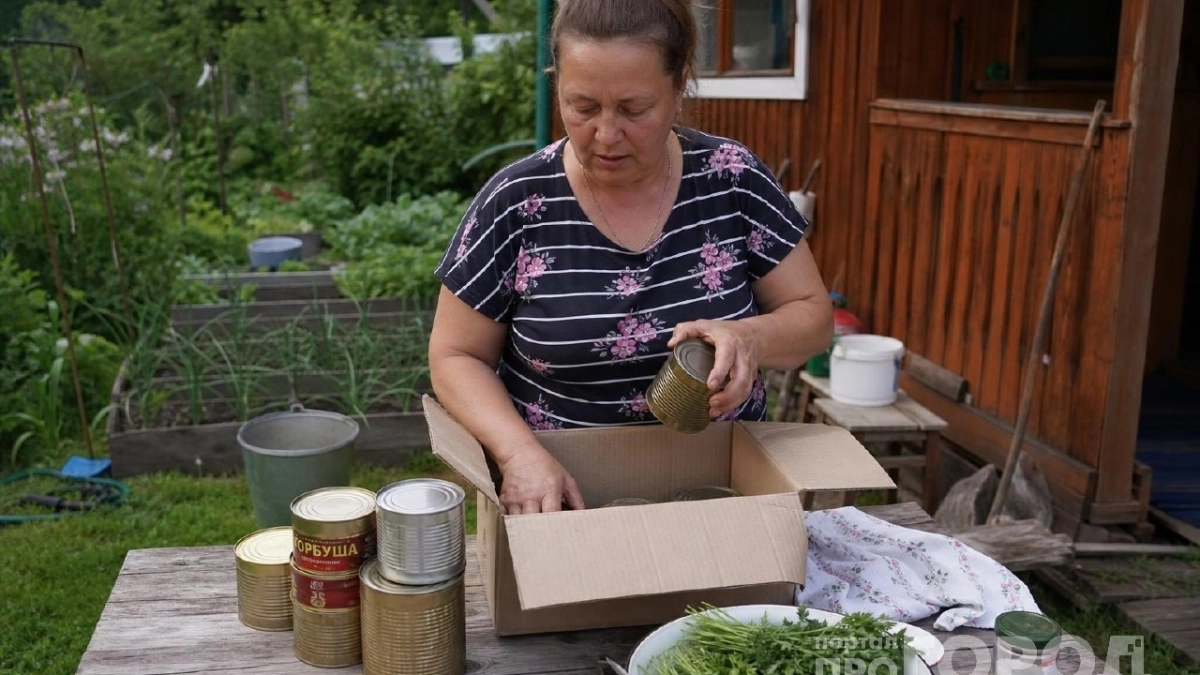 Консервные банки - сокровище для хозяйки: как превратить жестяную тару в полезный помощник для кухни и дачи