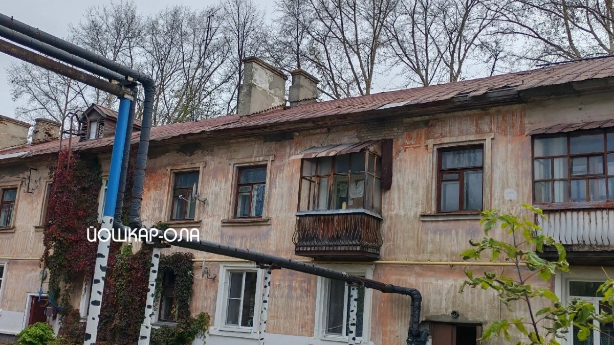 В Йошкар Оле жильцы дома 1957 года третий год ждут ремонта кровли