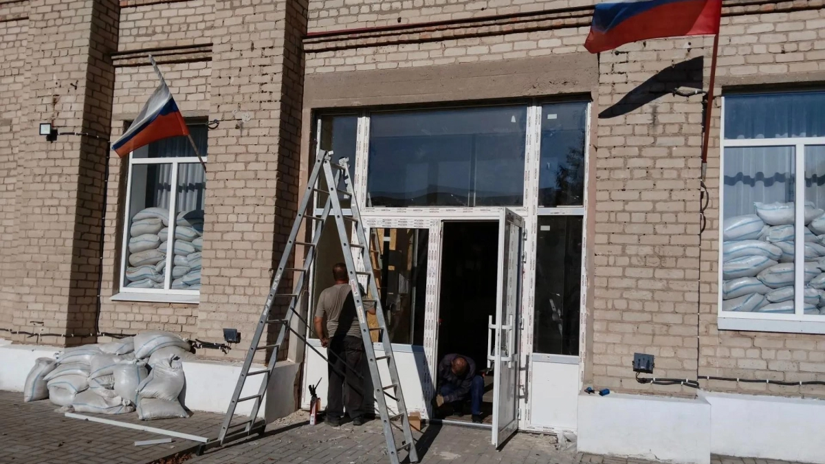 Марий Эл полностью заменила входную группу ДК в поселке Куйбышево