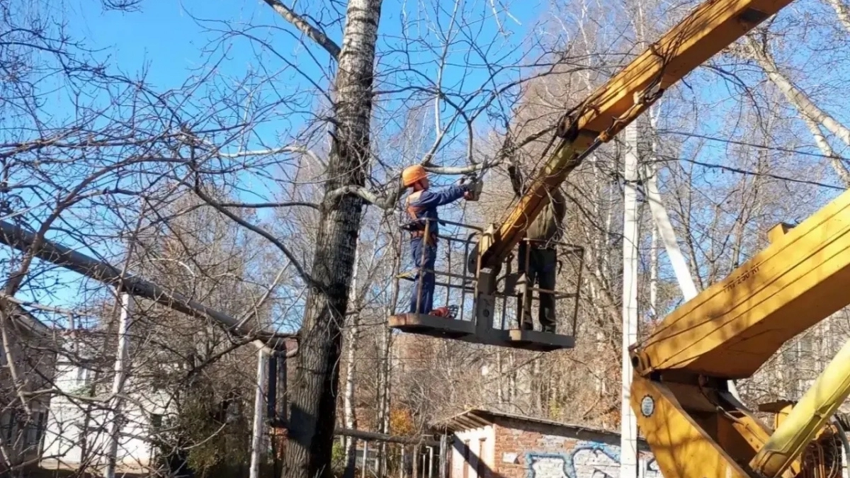 В Йошкар-Оле начали запасать песок и соль для зимних дорог