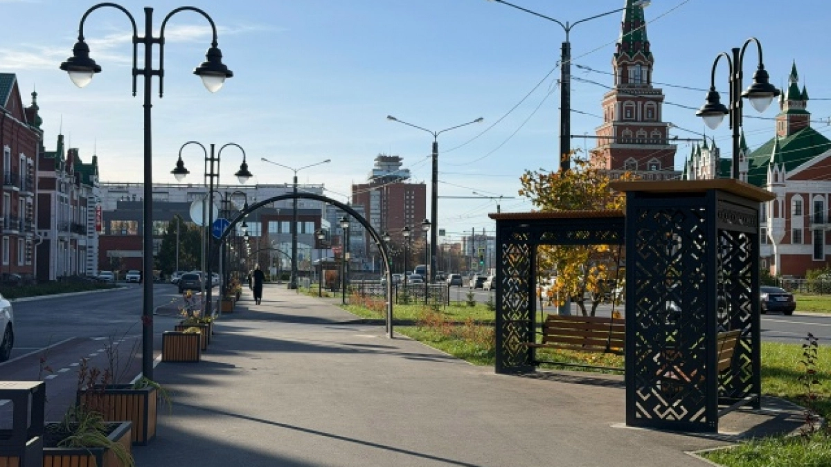 В Йошкар-Оле объяснили, кто должен уступать пешеходам на выездах с Воскресенского проспекта