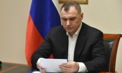 От госслужбы до полей: Юрий Зайцев наградил выдающихся жителей Марий Эл медалями за безупречный труд